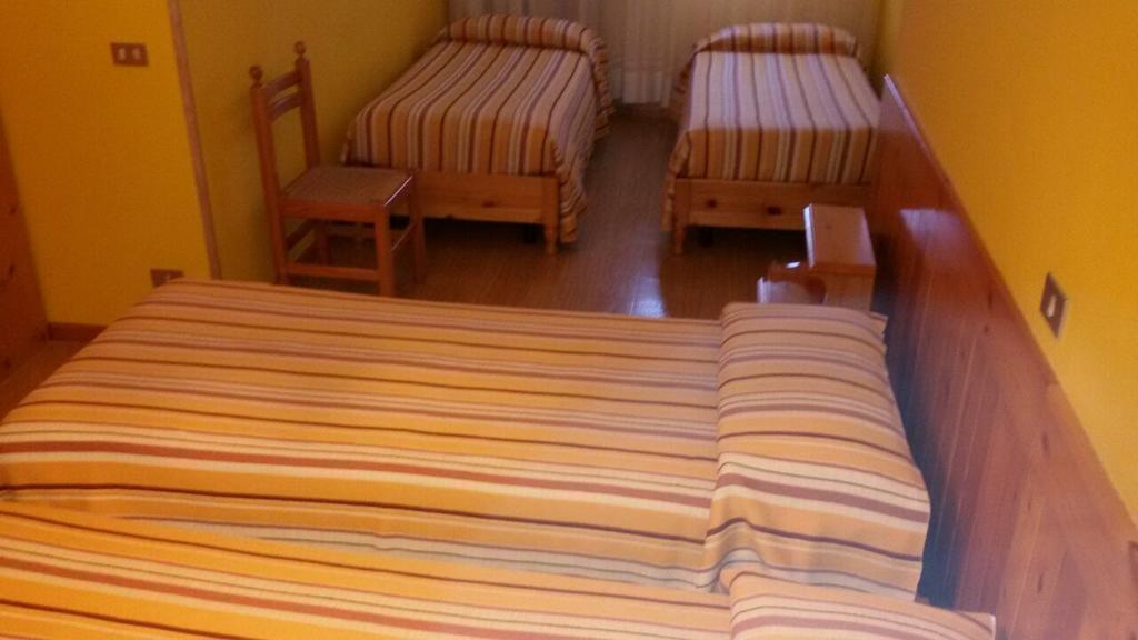 Albergo Trieste Tambre dʼAlpago Quarto foto